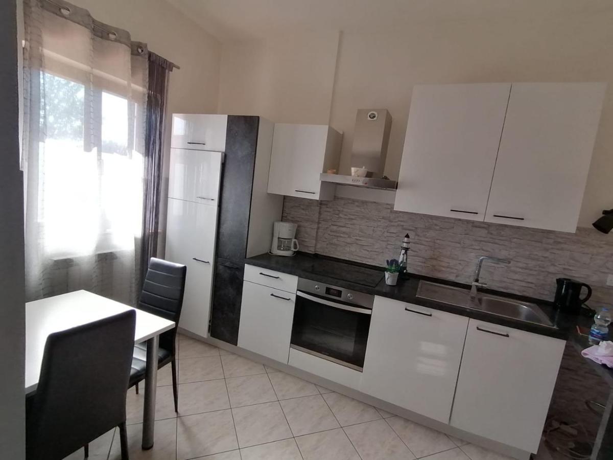 Apartments Jasna Umag Eksteriør billede