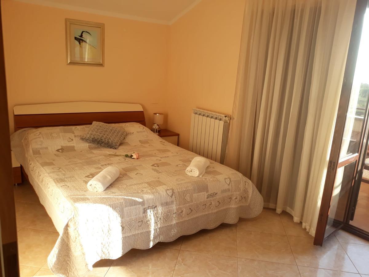 Apartments Jasna Umag Eksteriør billede